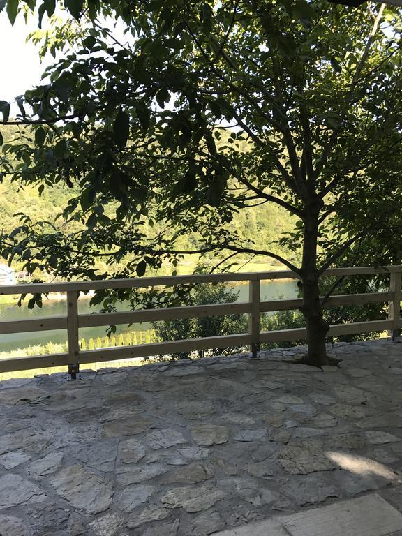 6 New River View Apartments Бихач Экстерьер фото