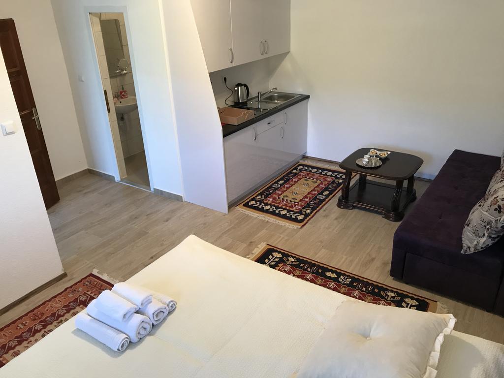 6 New River View Apartments Бихач Экстерьер фото